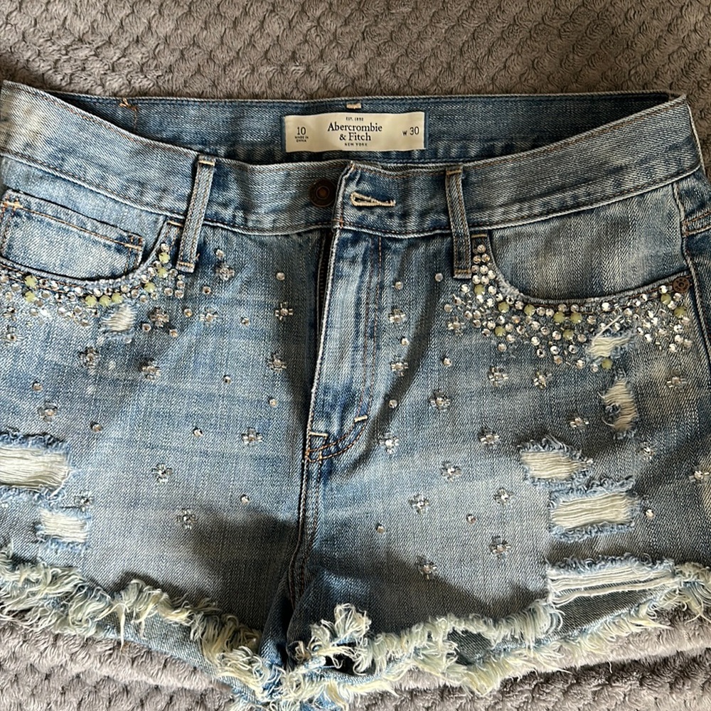 Abercrombie cut off shorts size 10